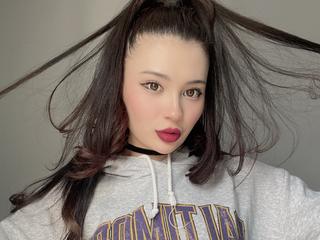 YuJinaMeow live cam